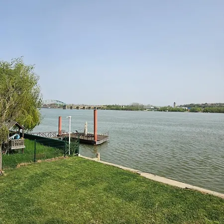 Holiday home Kuca Na Reci Sunset Sava Ostruznica
