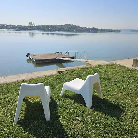 Kuca Na Reci Sunset Sava